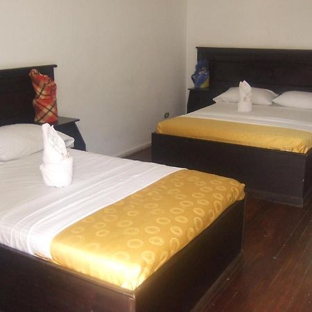 Hotel Brisas De San Francisco Medellin Exterior photo
